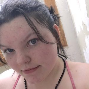 Meet your Posher, Lily